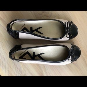 Ann Klein Ballet Style Flats